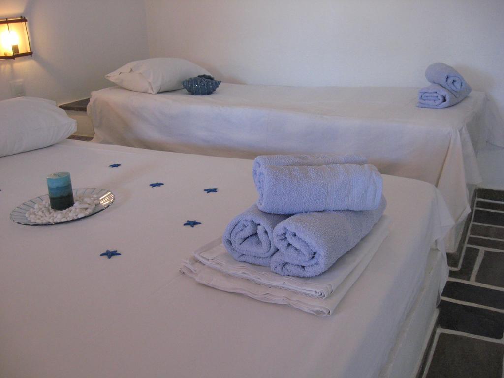 Pension Irini-Vicky Chora d'Ios Extérieur photo