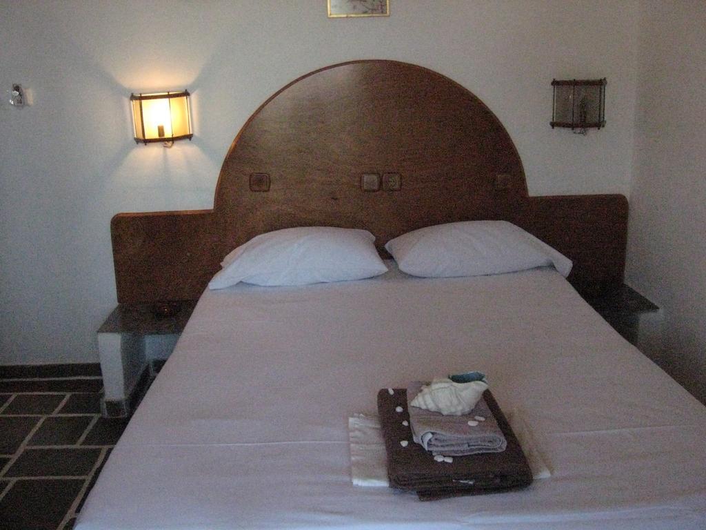 Pension Irini-Vicky Chora d'Ios Extérieur photo